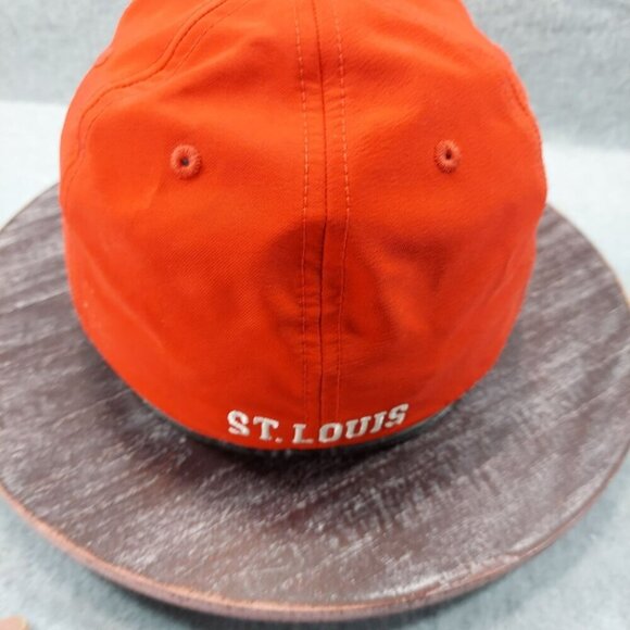 St. Louis Cardinals Red Baseball Cap With Embroidered Logo & Adjustable Strapbac - Picture 4 of 9